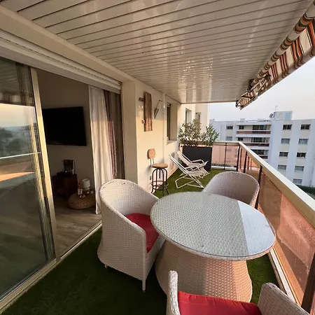 Apartamento 2 Pieces Lumineux Avec Terrasse
